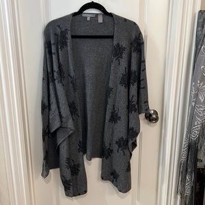 This is a Neiman Marcus full cashmere only (no blend)  shawl, one size.